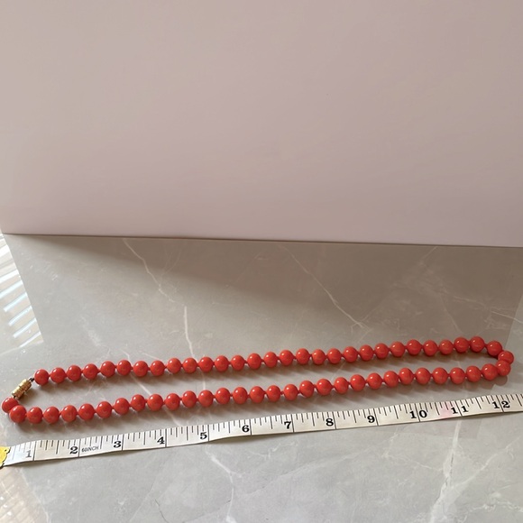 Vintage statement jewelry orange coral tone bead necklace screw clasp - Picture 10 of 10